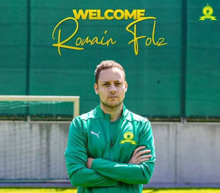 Ally Kamwe: Ukipata Picha ya Mpanzu Akifanya Mazoezi Simba Nidai Milioni 10